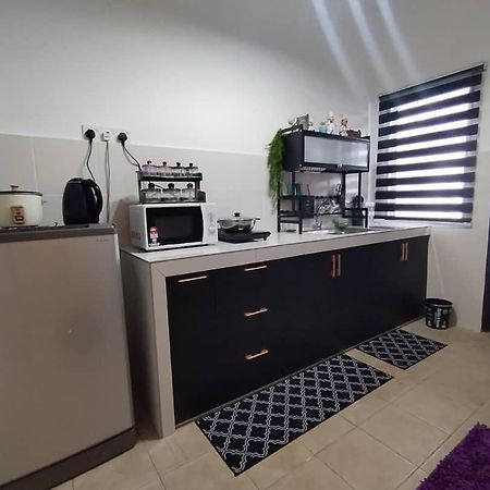 Orked Homestay Seri Iskandar Dış mekan fotoğraf